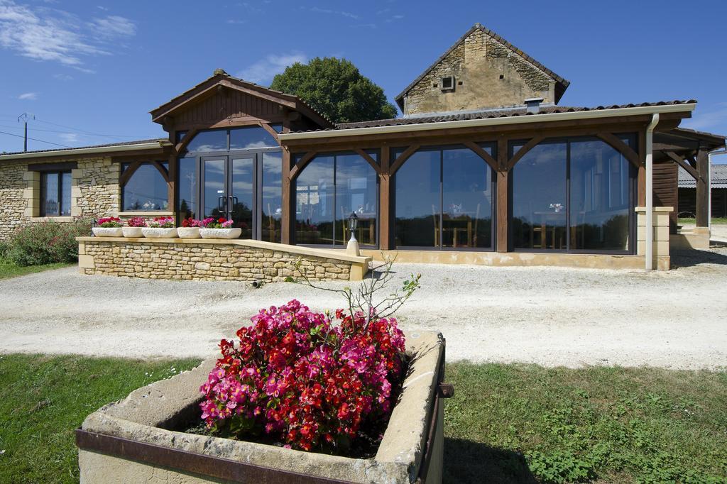La Table Du Chaffour Hotel Saint-Genies-Bellevue Exterior photo